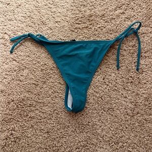 Boutine LA Tie Thong Bottom